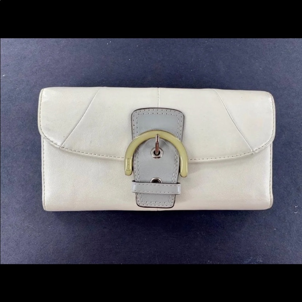 Coach Soho Leather East West Wallet